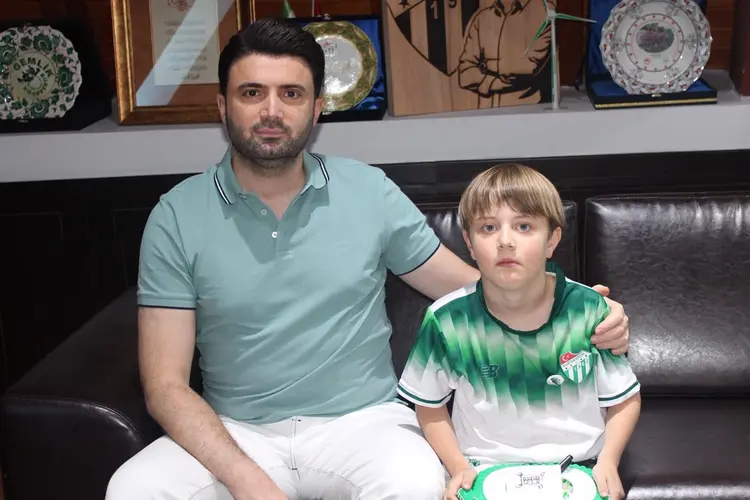 Bursaspor’dan DMD hastası Yağız Efe için destek çağrısı — Bursa Hakimiyet
